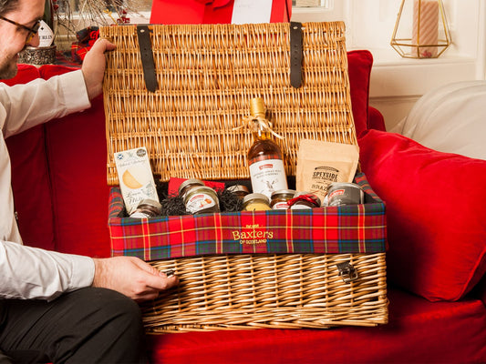 How to Make a Hamper Look Good